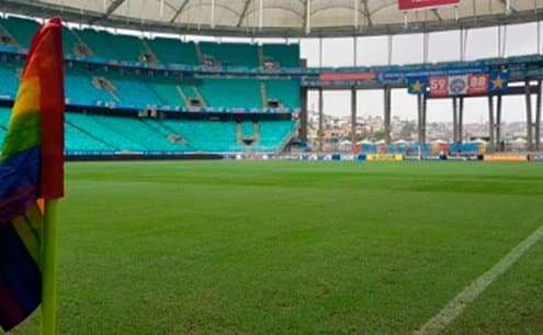 Imagem de Existe lugar para pessoas LGBTQIAP+ no futebol brasileiro?