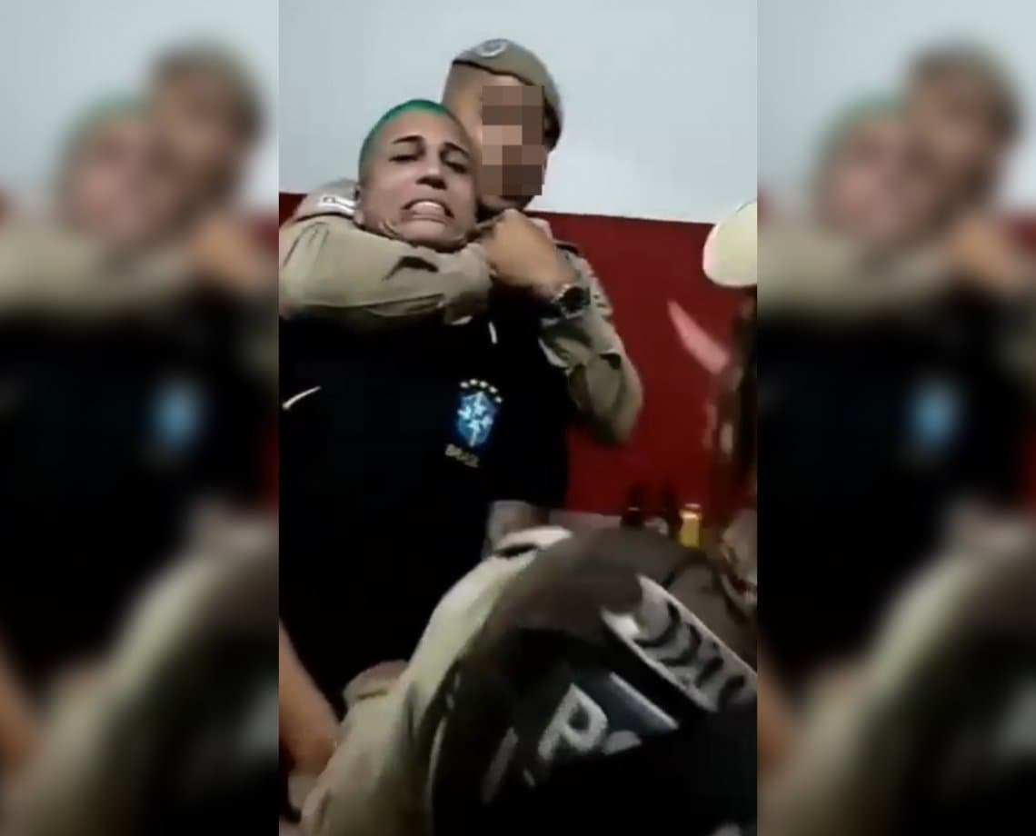 Influenciador é preso e acusa PM de perseguição em Feira de Santana; "dedo na cara dos policiais", contesta major 