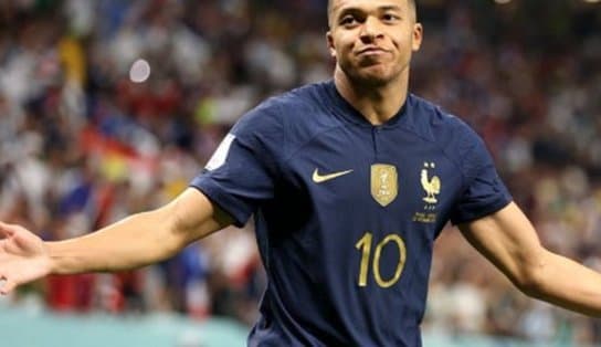 Imagem de Mbappé marca 2 na Dinamarca e França se classifica para as oitavas da Copa