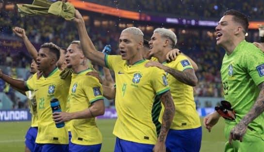 Imagem de Vidente que acertou os campeões das últimas três copas grava Brasil hexa em final contra a França