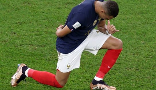 Imagem de Com 2 de Mbappé, França bate Polônia e vai às quartas da Copa