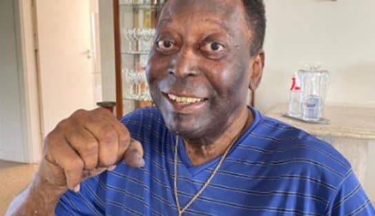 Imagem de Pelé tem melhora progressiva do estado geral, informa boletim médico