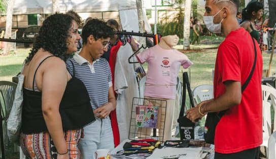 Imagem de Feira Vegana Natalina: ação solidária, música ao vivo e atrações neste fim de semana