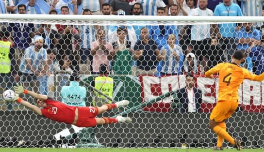 Imagem de Após ceder empate, Argentina bate Holanda nos pênaltis e vai pegar a Croácia na semifinal