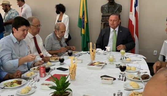 Imagem de AL-BA propõe aumento de 44% do salário do governador, confirma Adolfo Menezes