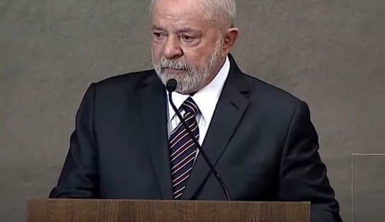 Imagem de Lula e Alckmin são diplomados no TSE; presidente eleito chora em discurso