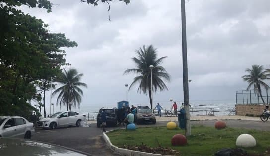 Imagem de Homem é vítima de latrocínio e câmera flagra ação de bandido, em Itapuã 