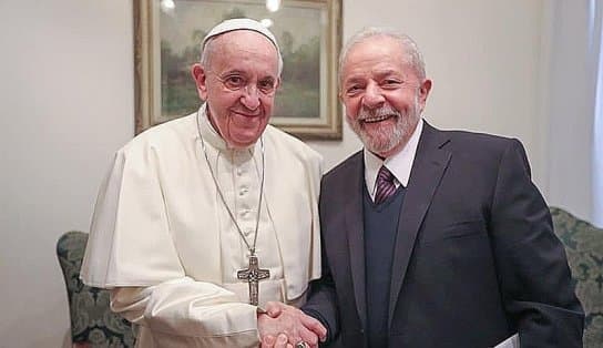 Imagem de Lula parabeniza papa pelo aniversário de 86 anos; "exemplo dedicação no combate à fome”