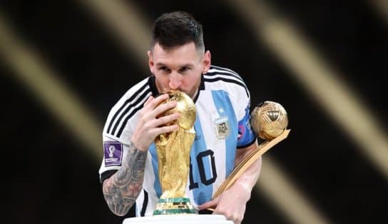 Imagem de Messi é eleito o maior craque da Copa do Mundo do Catar; argentinos dominam a premiação