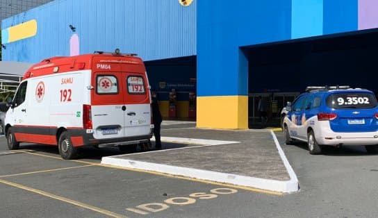 Imagem de Policial é suspeito de matar mulher dentro de supermercado na Avenida ACM