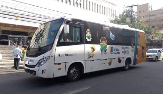 Imagem de Biblioteca Anísio Teixeira será reaberta com dois novos ônibus da biblioteca móvel