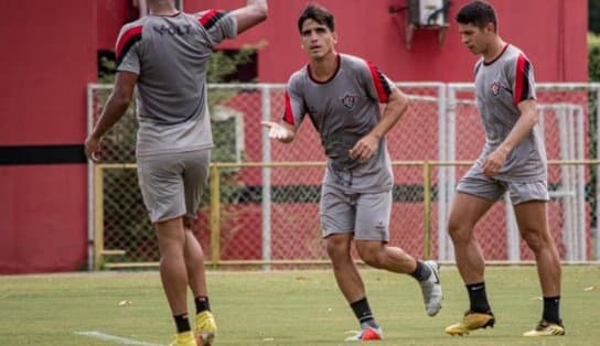 Imagem de Vitória ganha do Itabuna por 3x0 em jogo-treino no Barradão; equipe se prepara para estreia dia 5