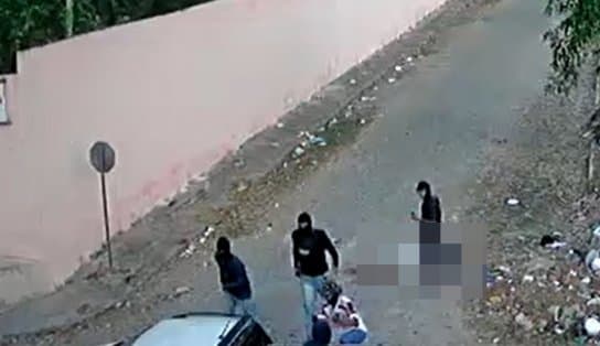 Imagem de Vídeo flagra seis homens encapuzados executando homem com 19 tiros na Bahia; criança também acabou atingida 