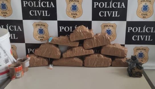 Imagem de Dez quilos de maconha são encontrados dentro de balde em terreno baldio em Santo Antônio de Jesus 