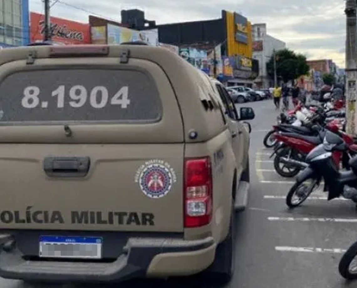 Homem é morto em frente a família, após ter casa invadida por criminosos em Jequié 