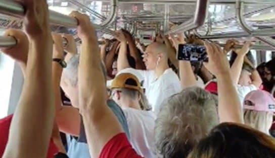 Imagem de Pacote deixado em estação do metrô de Brasília cria suspeita de bomba 