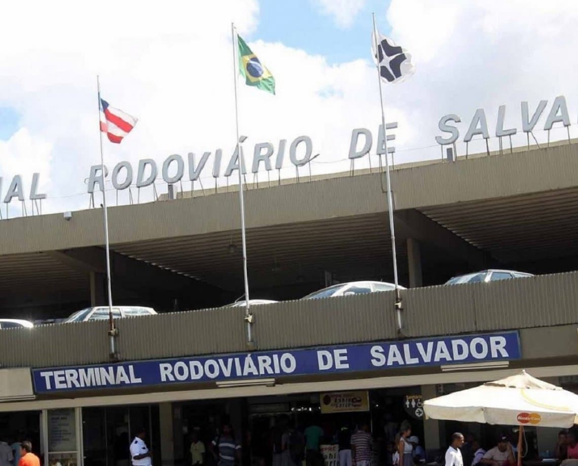 Volta para Salvador causa engarramento na rodoviária da capital baiana