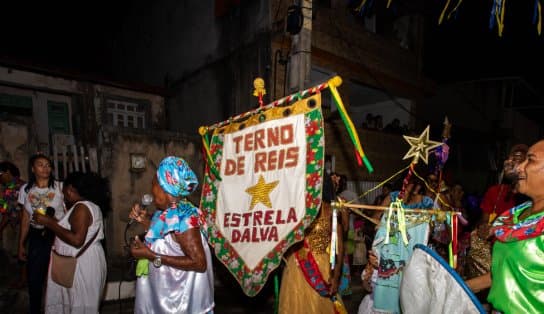 Imagem de Cortejo religioso desfila em Portão e marca abertura do calendário cultural de Lauro de Freitas