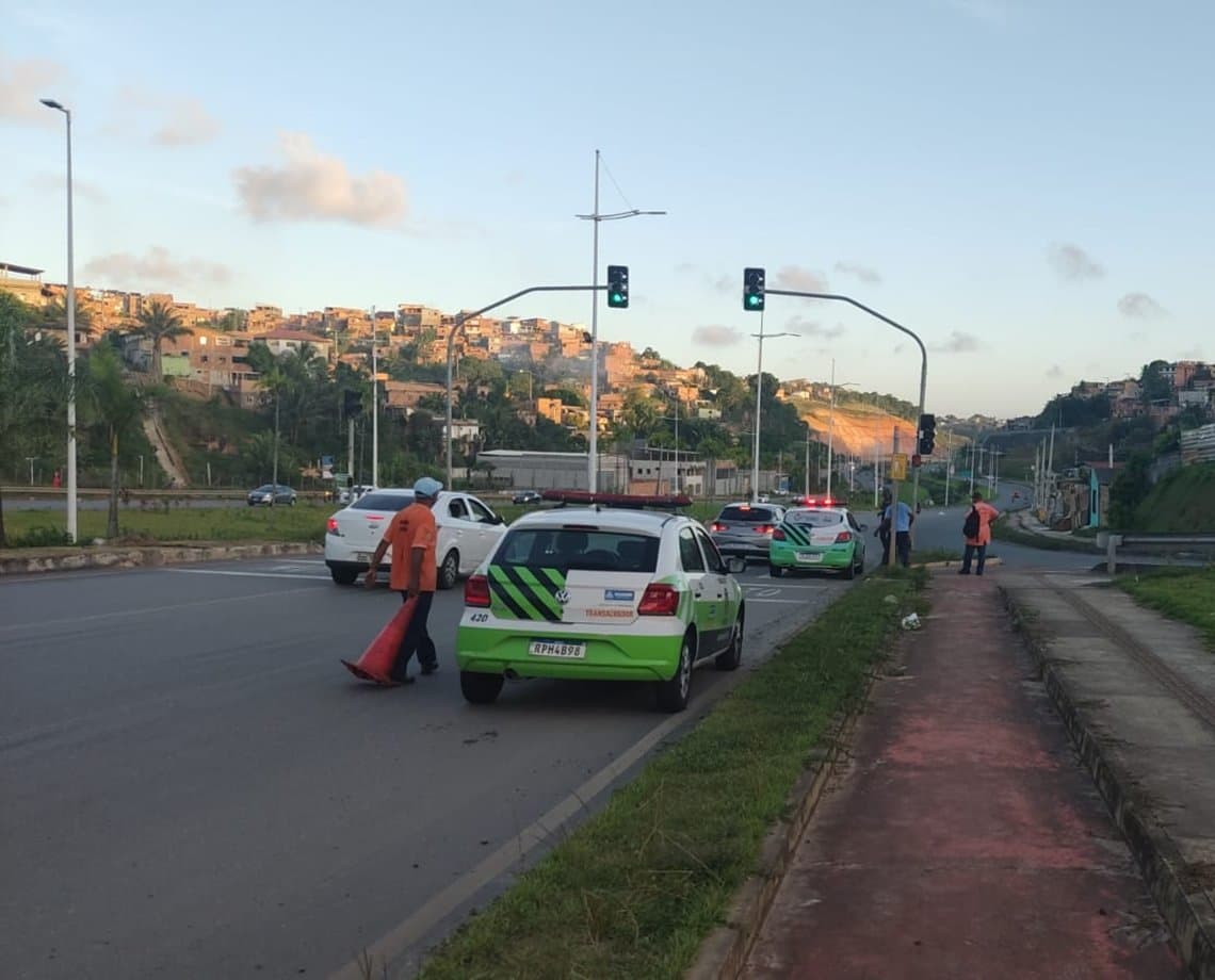 Retornos da avenida 29 de março são liberados após interdição por atos de vandalismo 