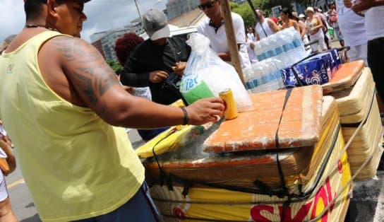 Imagem de Semop emite 545 licenças a vendedores ambulantes para Lavagem do Bonfim