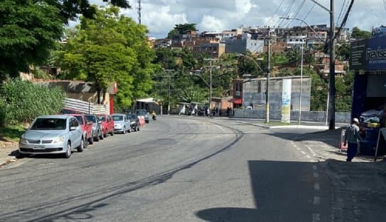 Imagem de Dois homens são assassinados dentro de um carro no bairro de Cajazeiras 8, em Salvador 