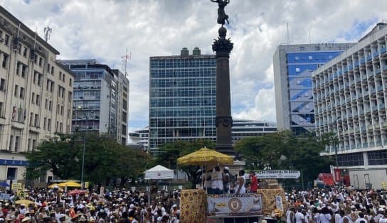 Imagem de Lavagem do Bonfim com cara de Carnaval: Ilê Ayé puxa trio após dois anos sem o evento