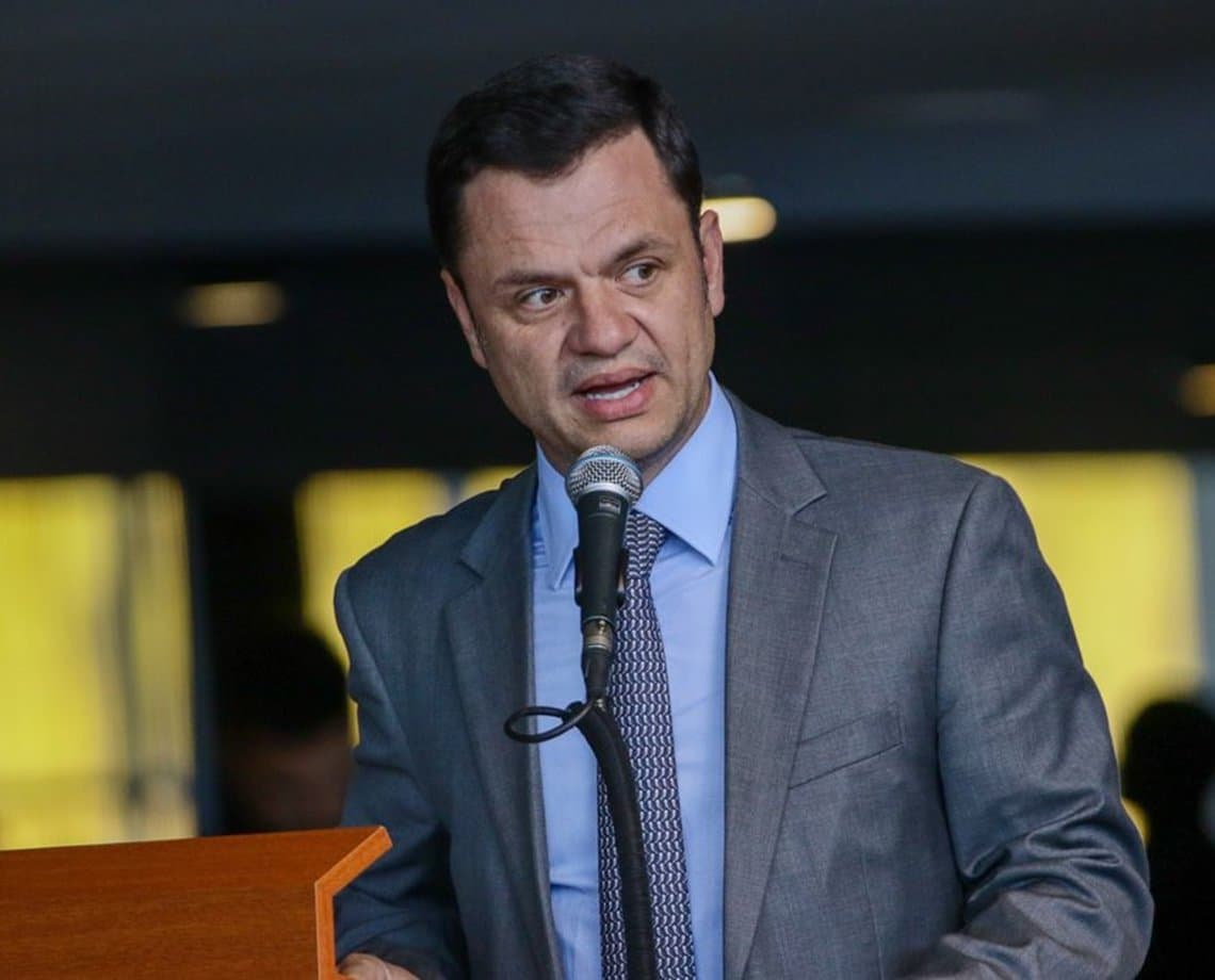 Anderson Torres diz que minuta para anular eleição estava em "pilha de descarte" e "fora de contexto"