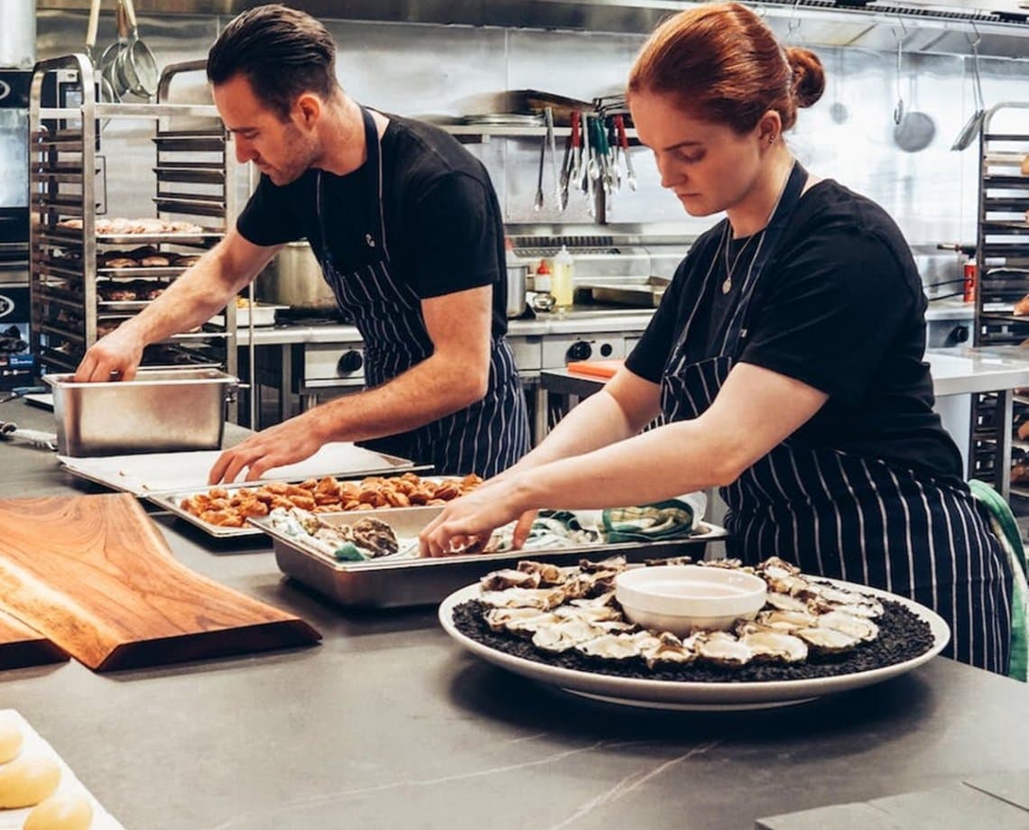 É cozinheiro em busca de emprego? Confira esta e outras vagas disponíveis nesta terça-feira em Salvador  