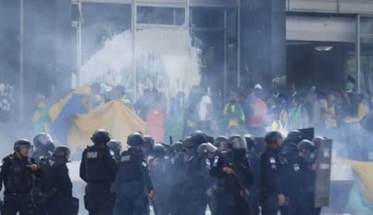 Imagem de STF nega liberdade a presos bolsonaristas após atos terroristas em Brasília