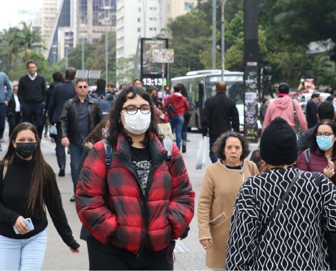 Brasil registra mais de 12 mil novos casos de Covid-19 em 24 horas