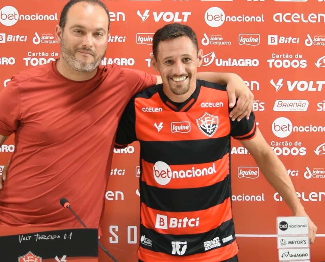 Novo atacante do Vitória pede a confiança da torcida e já pode atuar na Copa do Nordeste 