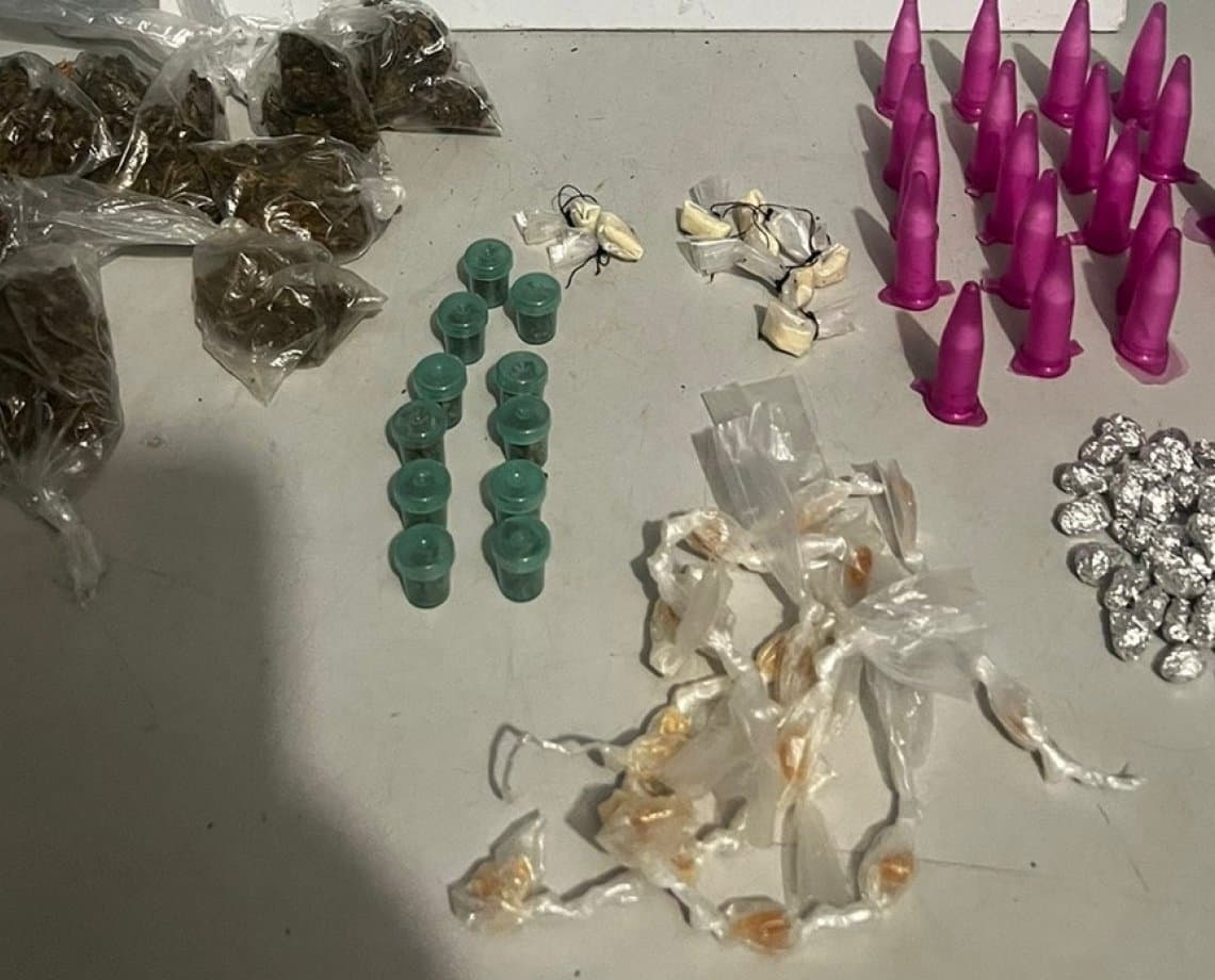 Polícia Militar apreende crack, cocaína e maconha em Castelo Branco