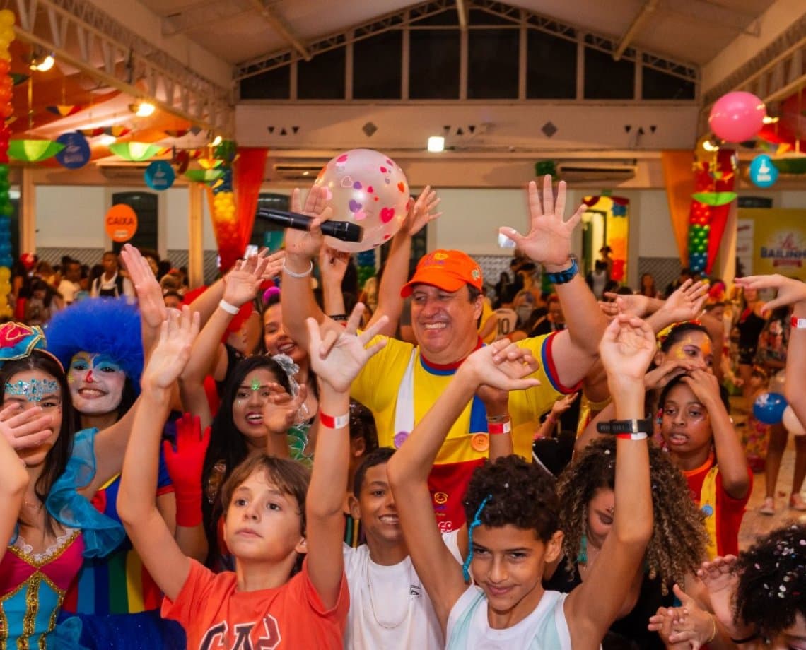 Bailinho de carnaval para crianças celebra 30 anos do bloco Happy