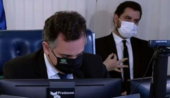 Imagem de Bolsonaro deve afastar assessor flagrado fazendo gesto supremacista branco durante sessão no Senado