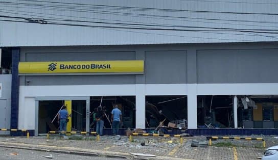 Imagem de Bandidos explodem agência bancária no Porto Seco Pirajá e causam pânico em moradores da região