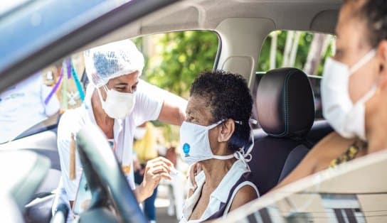 Imagem de Pacientes de hemodiálise devem procurar postos de saúde para tomar segunda dose da vacina anti-Covid-19 em Salvador