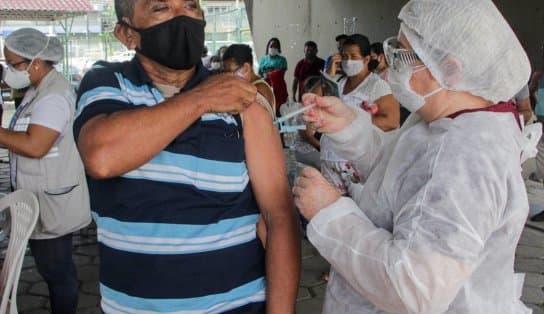 Imagem de Mais de 1.300 cidades ficaram sem segunda dose de vacinas contra a Covid-19 para a população nesta semana