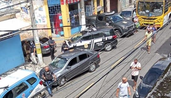 Imagem de Policial civil é baleado na mão durante ação em Salvador; suspeitos estão sendo procurados