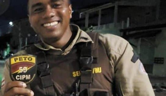 Imagem de Policial morto em Arembepe havia sido preso em 2020 por envolvimento nos assassinatos de dois irmãos