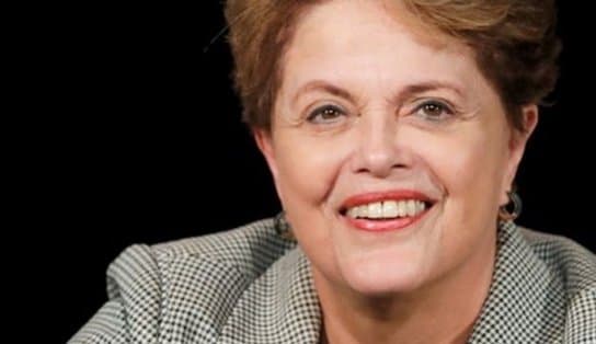 Imagem de Dilma Rousseff é internada em hospital após passar mal e é acompanhada por cardiologista 