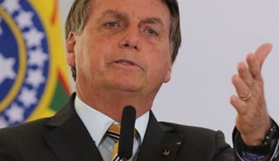 Imagem de Em live, Bolsonaro fala sobre voto impresso e diz que ministro do Supremo que preside TSE 'não sabe de nada'