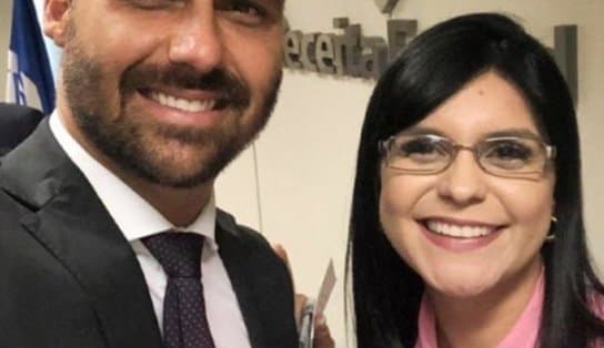 Imagem de Ex-aliada do presidente, Dayane Pimentel troca farpas com Eduardo Bolsonaro em rede social