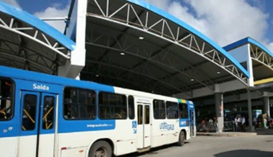 Imagem de Sindicato anuncia paralisação, volta atrás e ônibus devem sair no horário nesta quinta-feira