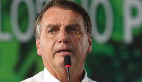 Imagem de Bolsonaro anuncia "mudança ministerial" na próxima semana, mas nomes "de peso" devem continuar 