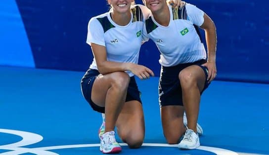 Imagem de Luisa Stefani e Laura Pigossi conseguem medalha inédita no tênis em virada histórica