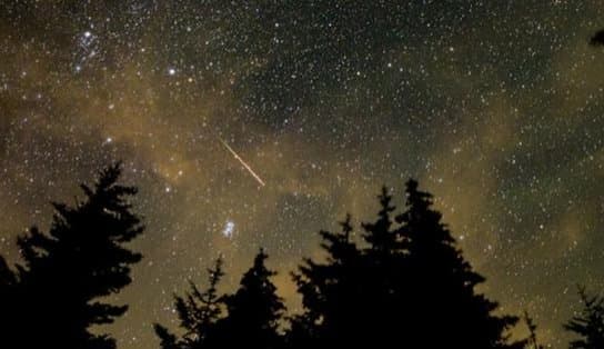 Imagem de Chuva de meteoros será visível na maior parte do Brasil nesta quarta-feira; Fenômeno será transmitido pela Nasa