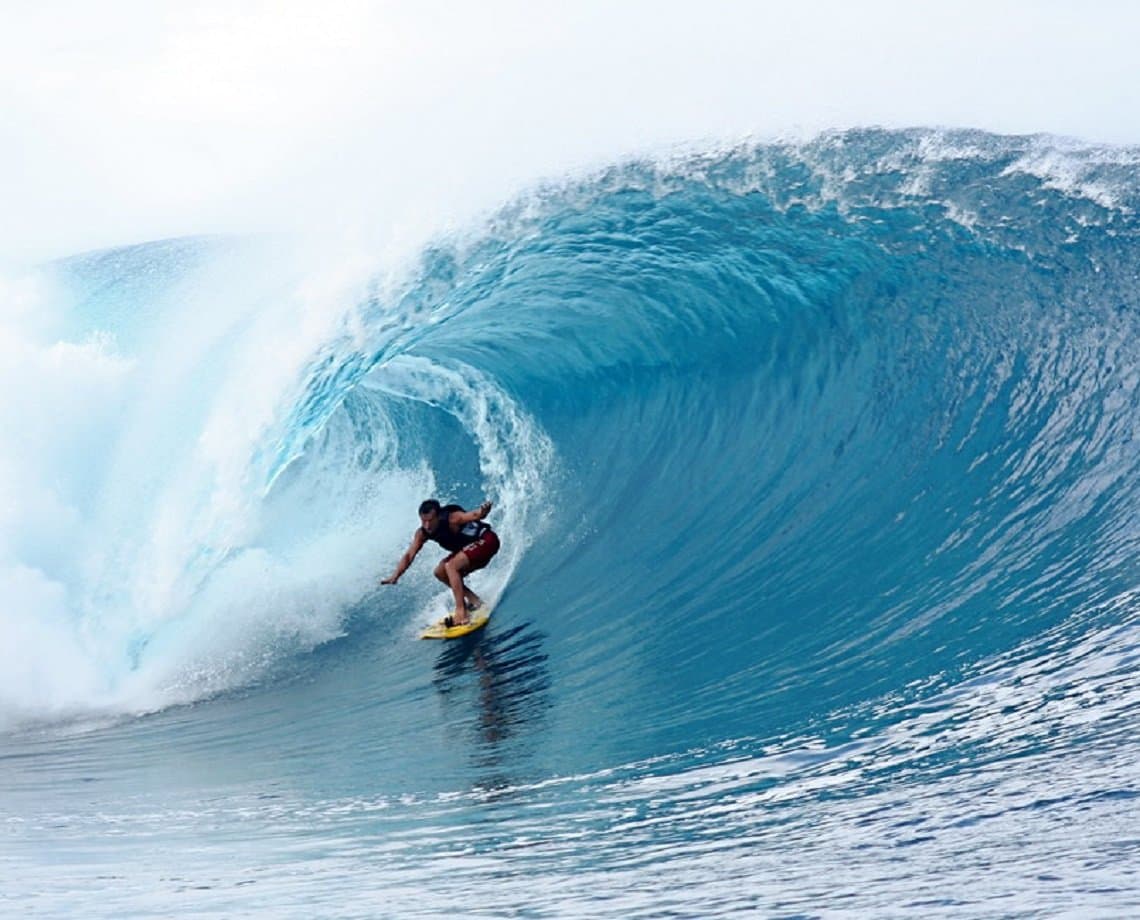 Última etapa do mundial de surfe no Taiti é cancelada por aumento de casos da Covid-19 na região