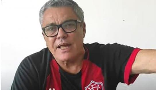 Imagem de Paulo Carneiro vai à delegacia do idoso e diz que ex-namorada furtou objetos de sua casa