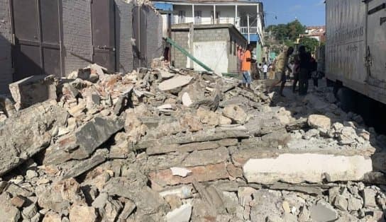 Imagem de Sobe para 1.300 o número de vítimas fatais do terremoto ocorrido no Haiti