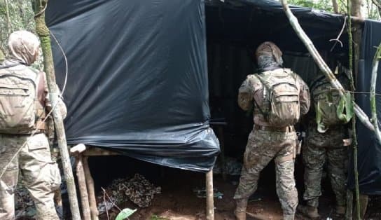 Imagem de Bope desmonta acampamento de criminosos em Valéria; região vive clima de insegurança por causa de facções criminosas